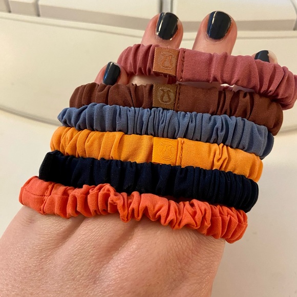 lululemon athletica Accessories - Lululemon Skinny Scrunchie 6 Pack Hair Ties - Never Used!